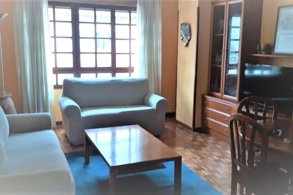 Sella Apartment Arriondas Exterior photo